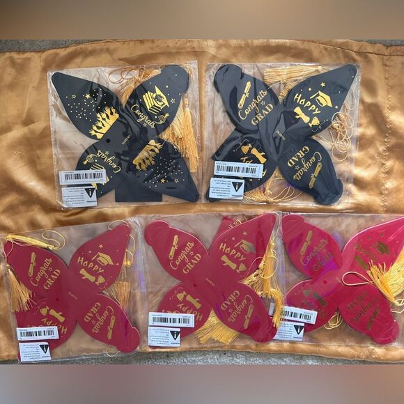 GRADUATION DECORATIONS - Picture 3 of 13